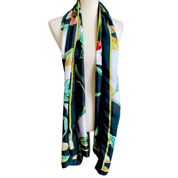 White House Black Market Accessories - NWT WHBM Large Scarf